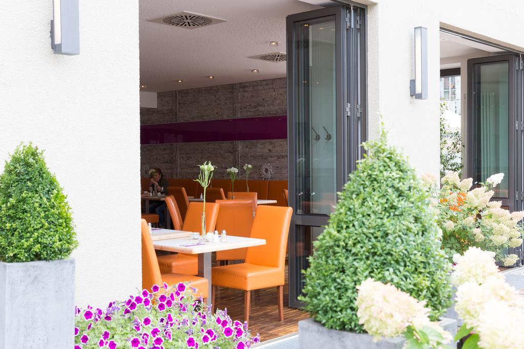 Hotel Arooma Erding Esterno foto